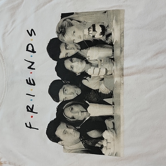 Friends Justice girls tee shirt - Picture 2 of 4